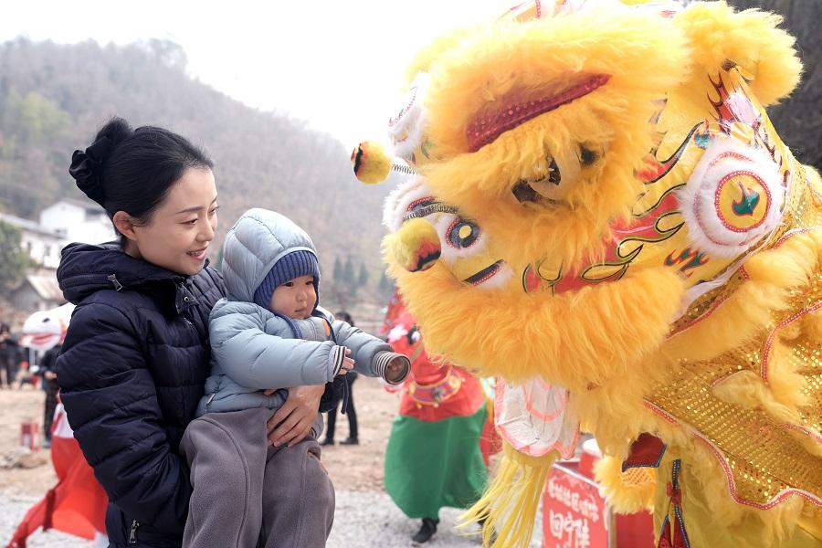 攢著鄉愁裹著煙火的新春盛宴 在寧陜縣漁灣村熱鬧上演_fororder_微信圖片_20260209112016_1188_356