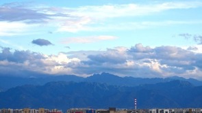 悠然見南山