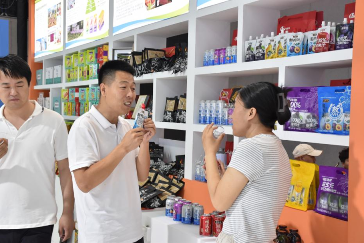 絲博會首設“外貿優品中華行”展區 打通內外貿雙循環新通道_fororder_圖片3