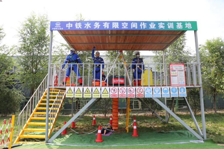 中國鐵工投資：舉辦“兩山”成果展  爭當“綠色先鋒”_fororder_圖片7