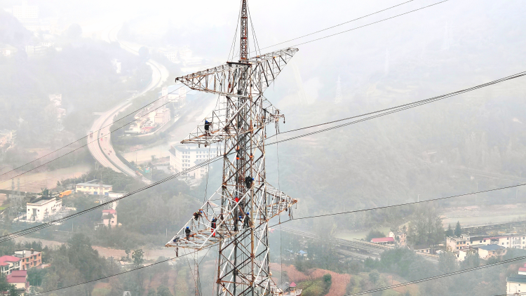 陜西電網啟動四大保電工程攻堅會戰_fororder_圖片1