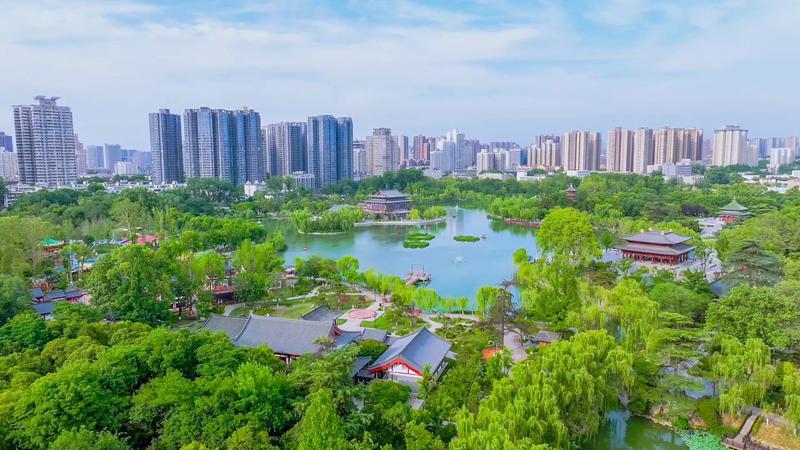 興慶宮：尋跡唐詩古韻 邂逅“雲想衣裳”的浪漫