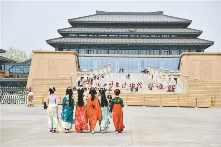 開館一年來累計接待遊客約150萬人次  陜歷博秦漢館如何持續“火出圈”_fororder_微信圖片_20250520090903