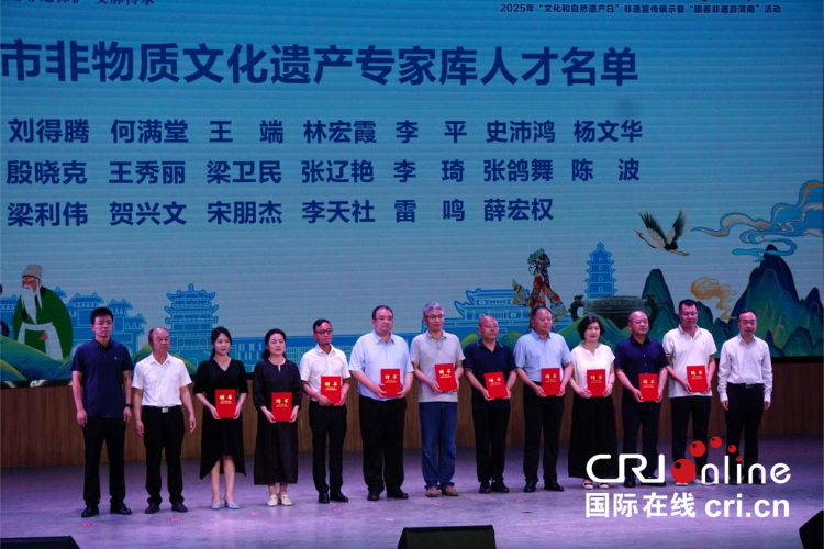 跟著非遺遊渭南  沉浸式體驗讓外國友人愛上中國文化_fororder_圖片2