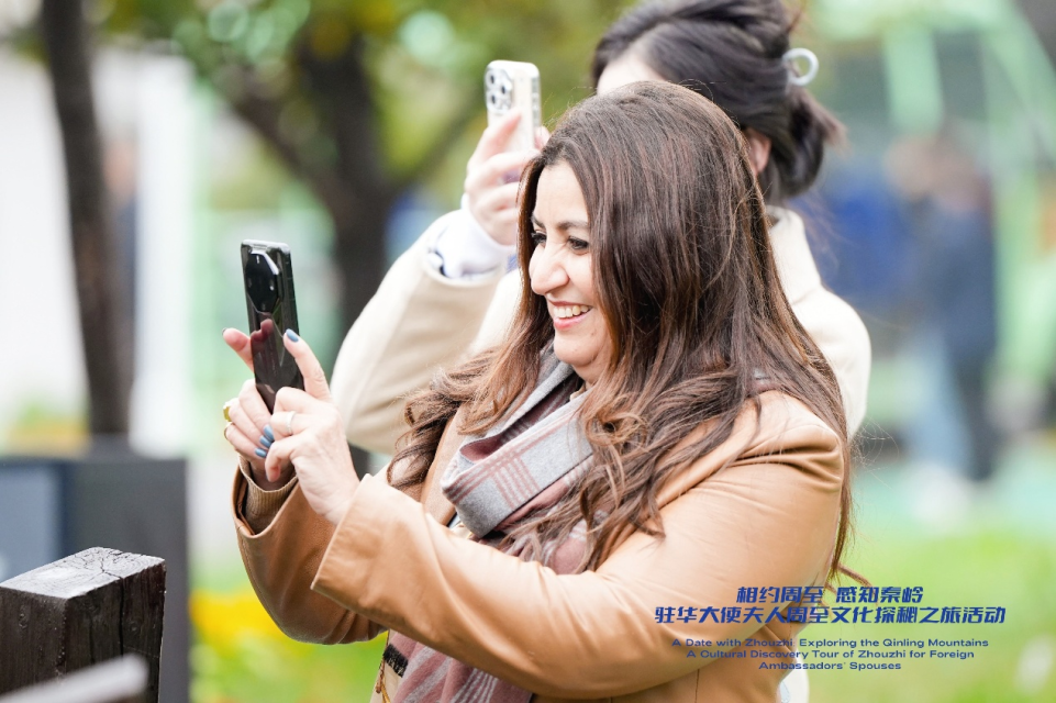 邂逅“生態諾亞方舟”的精靈 駐華大使夫人解碼中國生物多樣性保護的東方智慧_fororder_圖片34