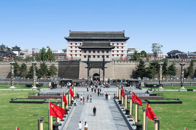 雙節將至 古城西安節日氛圍濃厚