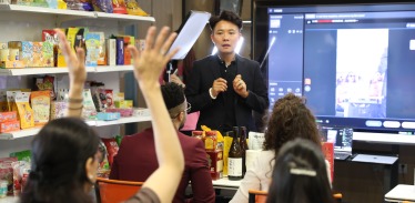 突尼斯籍國際政治問題專家文思：中國是一個真正開放的國家 為全球貿易注入新動能_fororder_微信圖片_20250527112510