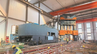 高端鈦材“智造”再升級——探訪宇航級鈦合金鍛造數字化生産線項目