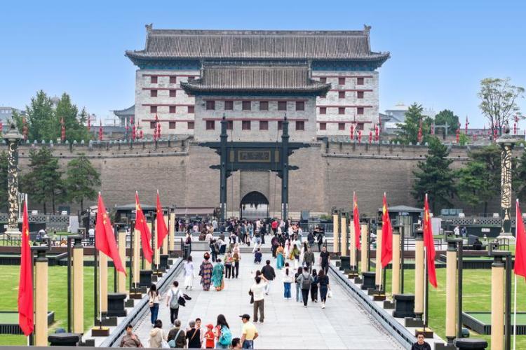 雙節將至 古城西安節日氛圍濃厚