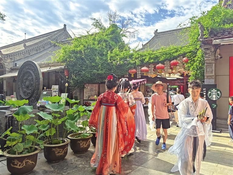 國際范兒、科技范兒、創新范兒 陜西旅遊景區在煥新中蓬勃發展_fororder_微信圖片_20250718083649