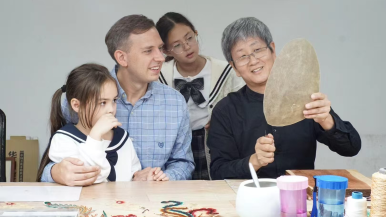 【外眼看陜西·尋渭記】從美國俄亥俄到陜西渭南：洋女婿羅伯特的渭南日常與文化探尋