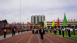 榆林靖邊：運動會開幕燃爆校園 千余名青少年競展青春鋒芒