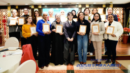 “畫”説絲路：青年小畫家史鐘簡探索“藝術+外交+文化傳播”新路徑 用特殊禮物打動大使夫人