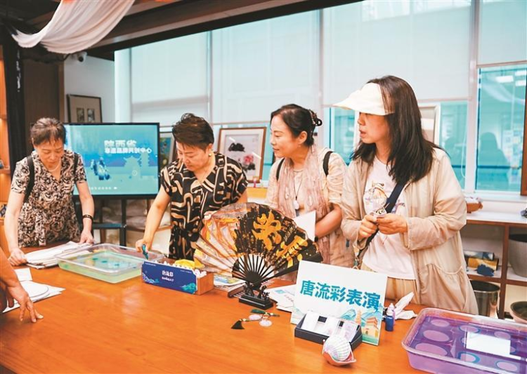 陜西省非遺體驗中心正式面向大眾開放 一日看盡三秦“花”_fororder_圖片3