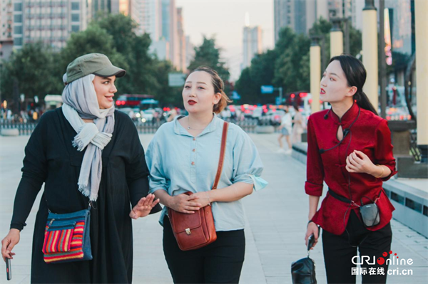 奧斯卡評委納基斯·阿貝耶為電影《長安·長安》堪景 要把西安最美的故事講給世界聽