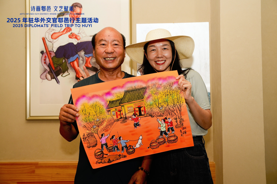 藝術賦能鄉村振興 駐華外交官邂逅鄠邑的“詩與遠方”_fororder_圖片86