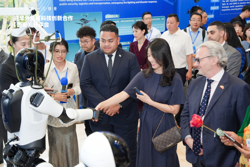 2025駐華外交官陜西調研行全景掃描：解碼中國式現代化的國際啟示_fororder_圖片37