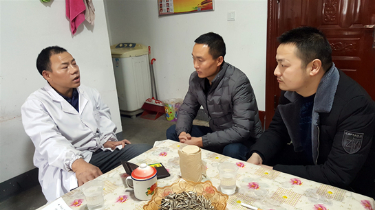 【新春走基層】石泉縣殘疾貧困戶劉東海：用一隻手“拼出”勵志脫貧路