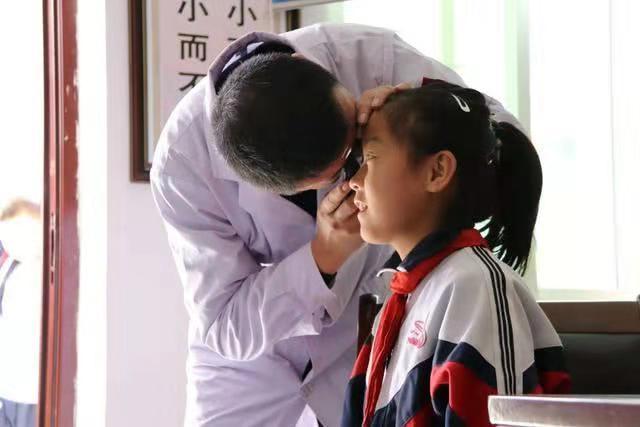 【三秦大地 商洛+移動列表】健康扶貧 醫療進山區·陜西醫療義診公益行走進商南縣十里坪鎮