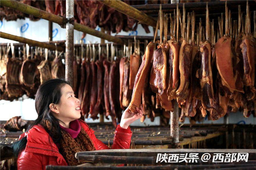 "臘肉女王"高安秀：臘肉廠是父親半生心血 一定要做紅火