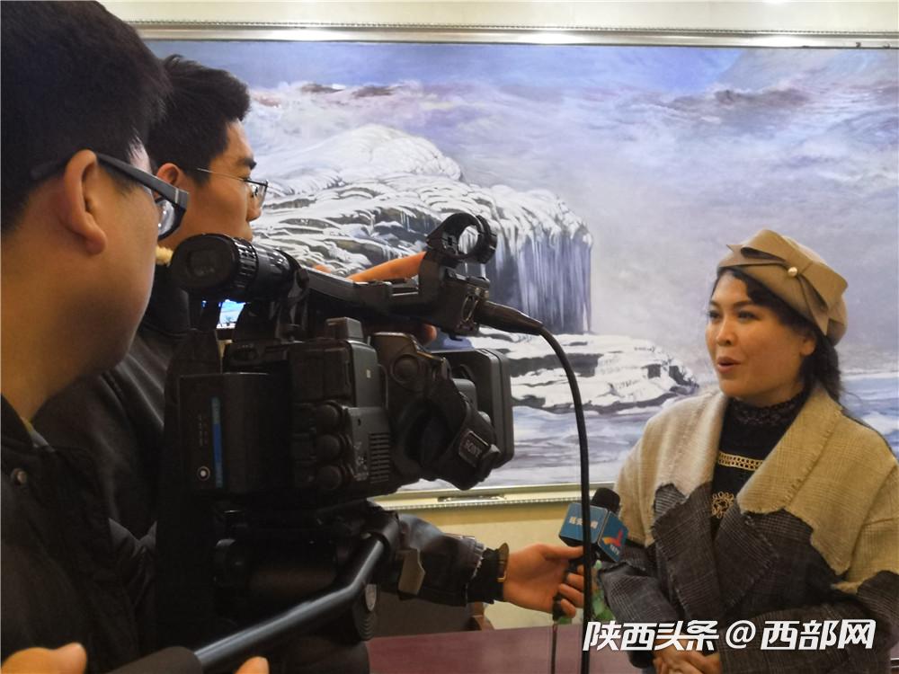 原創話劇《親格蛋蛋的紅黃藍》延安首演 獻禮改革開放四十週年