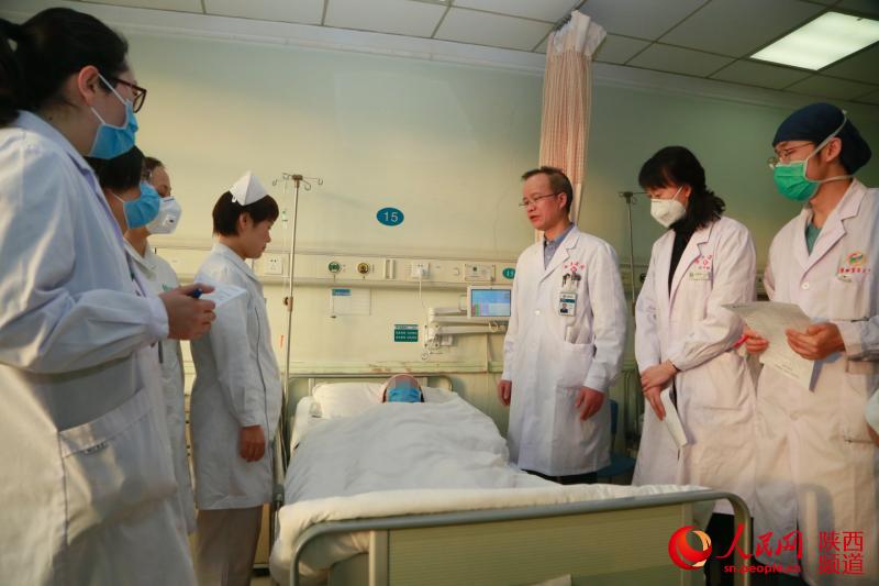 母親移植子宮給22歲女兒 中國首個移植子宮內孕育寶寶出生