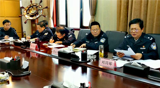 寶雞交警支隊召開老舊車輛淘汰攻堅衝刺及冬季交通事故預防工作部署工作會