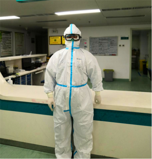 【戰“疫”·一線】西安市第四醫院援助武漢醫療隊副隊長趙立群：竭盡全力 在戰鬥中迎接春天
