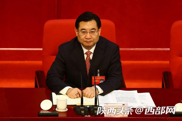 陜西省十三屆人大二次會議在西安開幕