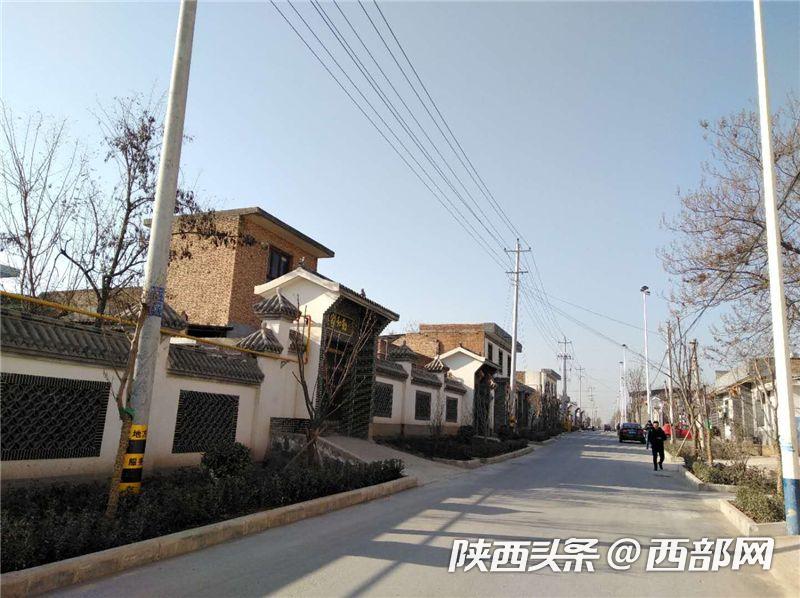 打贏脫貧攻堅戰 成功脫貧退出——西鹹新區涇河新城唯一貧困村新莊村脫貧退出側記
