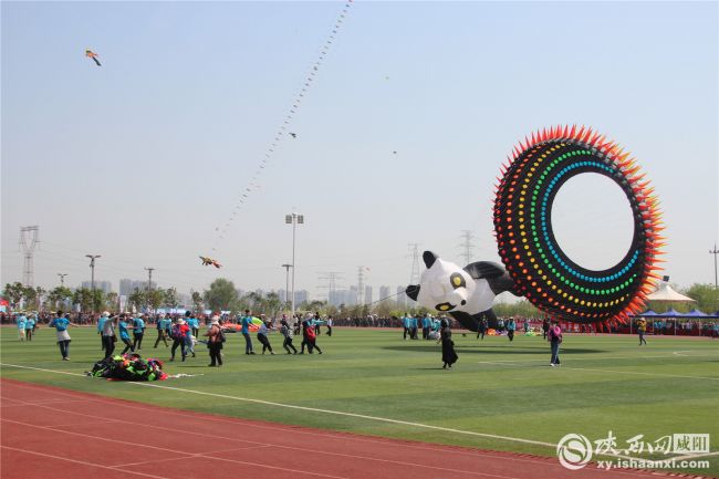 體育踏春新時尚 2019咸陽渭河國際風箏節正式開賽
