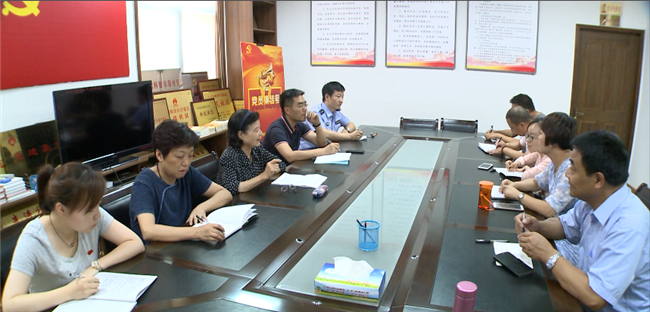 西安蓮湖“小巷總理”白秀蘭 積極探索老舊小區治理新模式