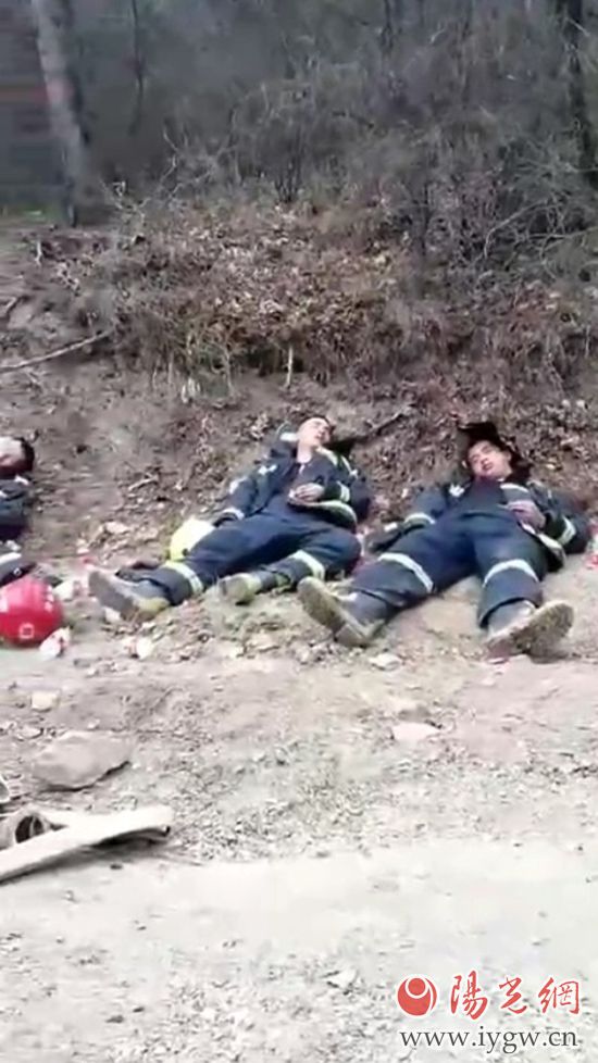 銅川消防官兵滅火超24小時 “最美睡姿”感動無數人