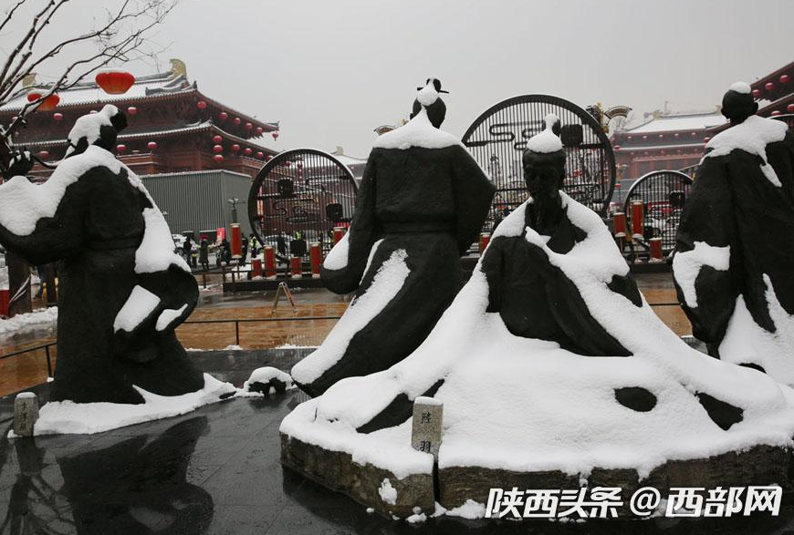 春節假期一場大雪濃了年味 美了不起眼的景和人