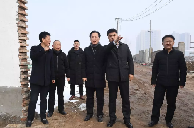 西安雁塔區委書記趙小林督導檢查轄區黑臭水體治理及大棚房整治等工作