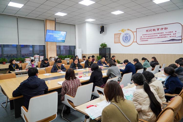 西安經開區第一屆中小學（幼兒園）一級教師職稱評審活動在經開八小成功舉行