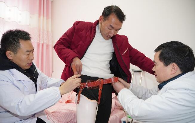 “幸福來得太突然了！”——“雙喜臨門”的殘疾貧困戶牟文貴