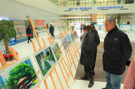 西安航空基地舉辦“最美航空城”特色攝影展