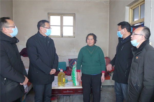 延安熱電廠：節前慰問定點幫扶困難群眾暖人心