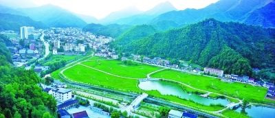 那山，那水，那寶 ——陜西漢中圍繞“秦嶺”“漢江”“朱鹮”踐行“兩山論”