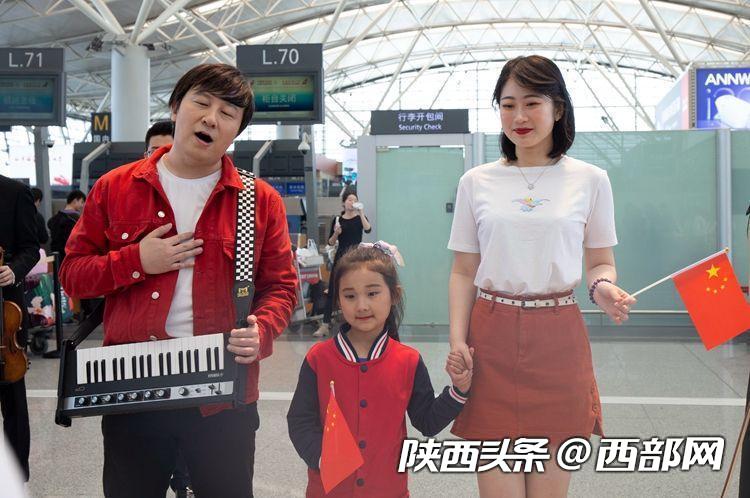 獻禮五一國際勞動節 陜西“我愛你中國”系列快閃向勞動者致敬