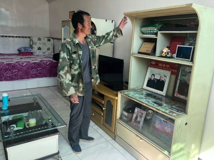 延安窯洞裏的時代光譜