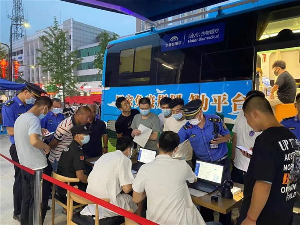 西安航天基地：城管隊伍護航疫苗接種_fororder_圖片1_副本
