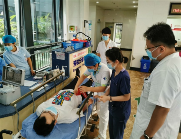 西安交大一附院急診科十四運會醫療保障應急演練順利開展_fororder_圖片4