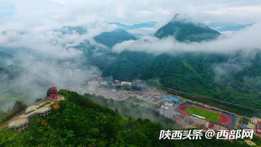 秦嶺腹地 雨後佛坪姿態萬千