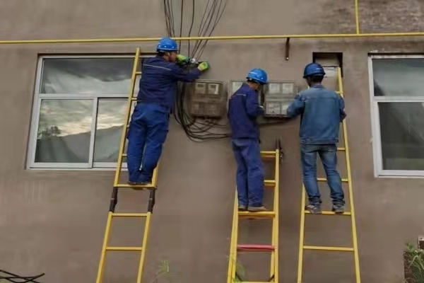 國網榆林供電公司：全力推進“煤改電”工程 護航群眾過暖冬_fororder_圖片2