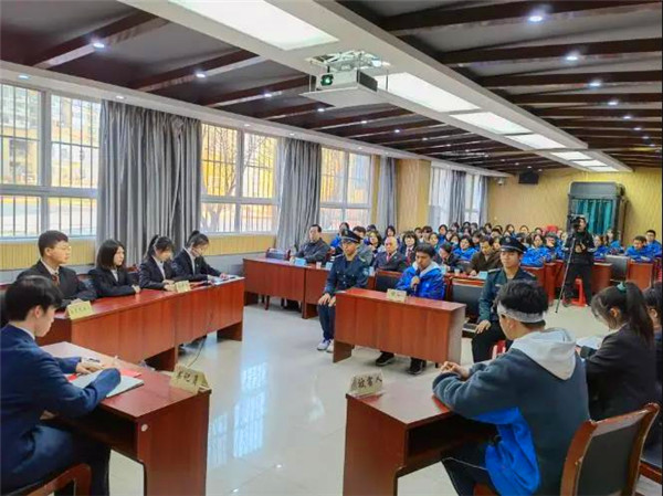 西安市碑林區教育系統開展國家憲法日主題系列活動_fororder_圖片500