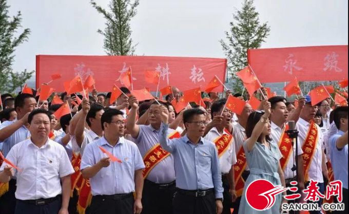 長安區五台街道千名黨員群眾同唱紅歌共頌黨恩