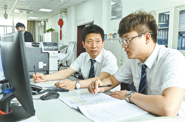 三位火車司機的鐵路情緣
