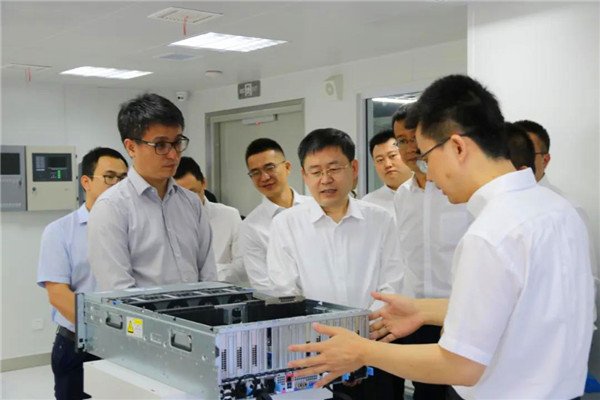 西鹹新區灃東新城聘請中國工程院院士王恩東為首席科學家